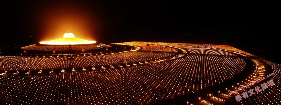 makha-bucha-the-light-of-peace-ceremony.jpg